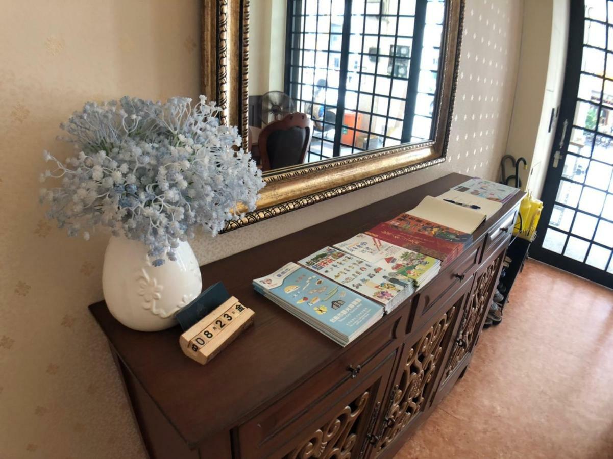 Greenonly Homestay Tainan Eksteriør billede